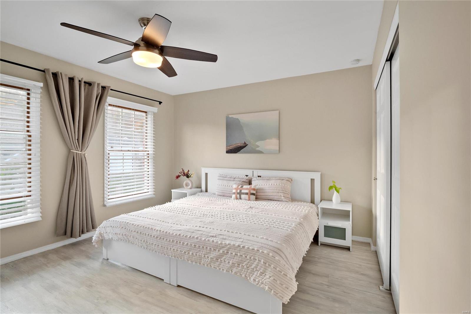 Wildwood, Missouri 63011, United States, 4 Bedrooms Bedrooms, ,4 BathroomsBathrooms,Residential,Pending,35992