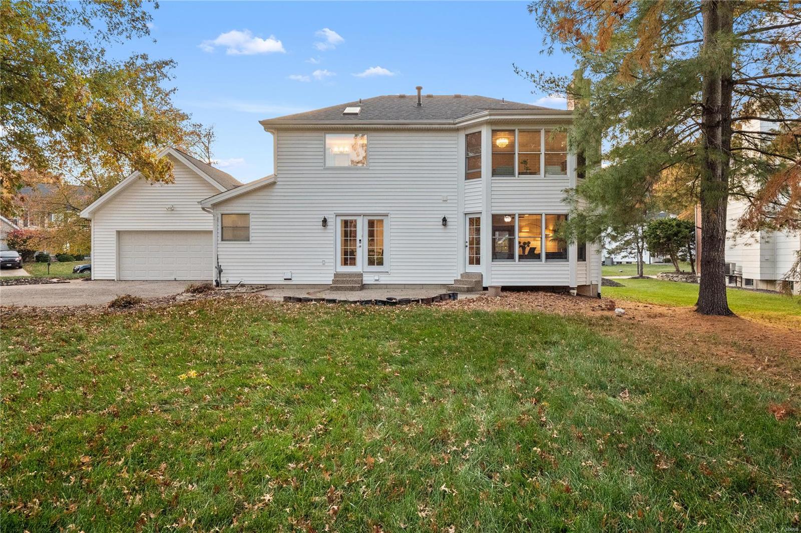 Wildwood, Missouri 63011, United States, 4 Bedrooms Bedrooms, ,4 BathroomsBathrooms,Residential,Pending,35992