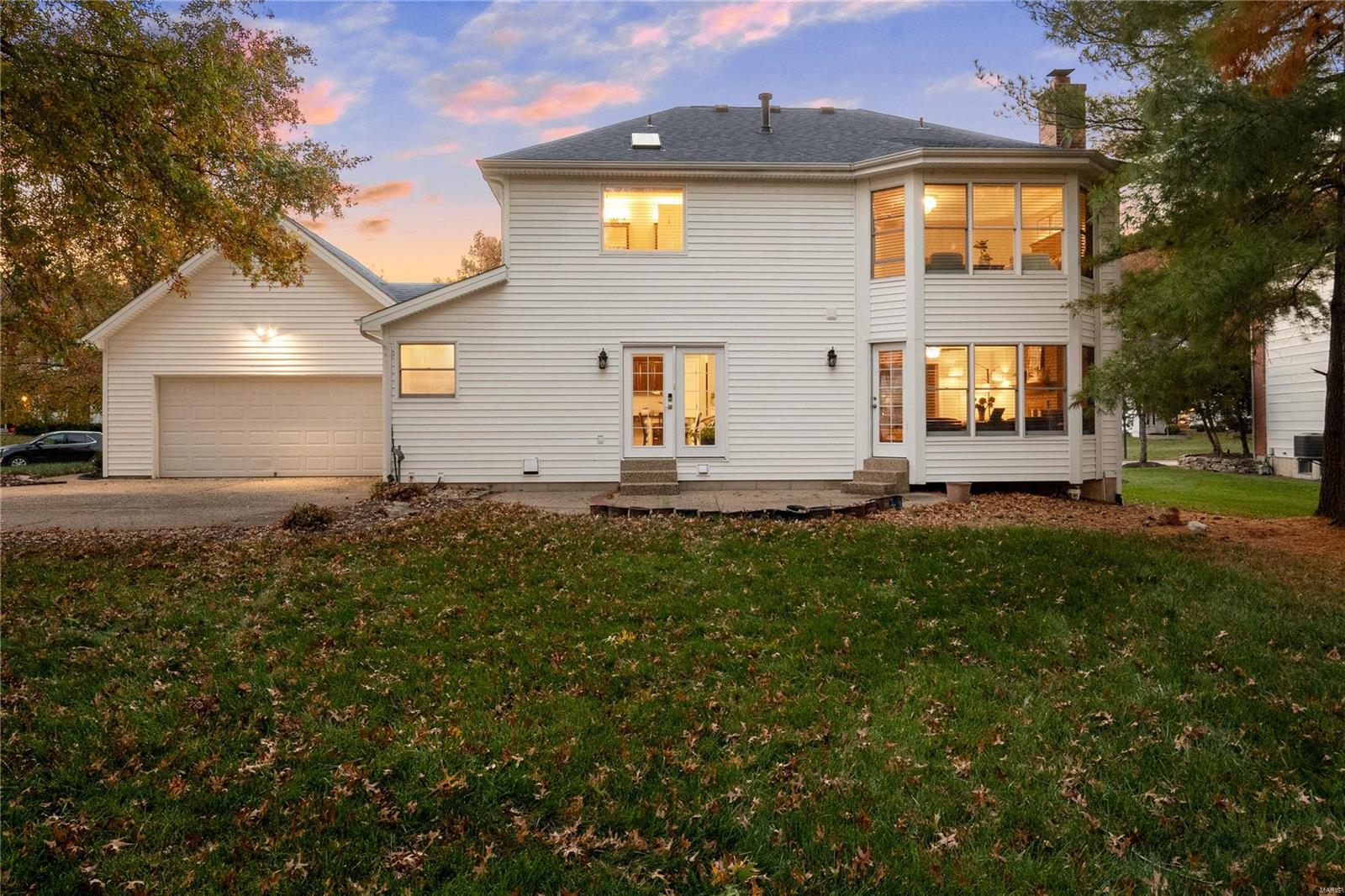 Wildwood, Missouri 63011, United States, 4 Bedrooms Bedrooms, ,4 BathroomsBathrooms,Residential,Pending,35992