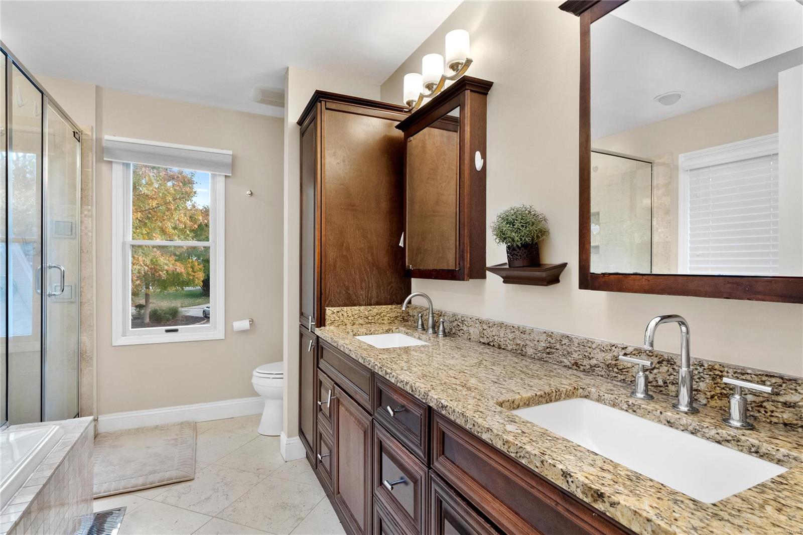 Wildwood, Missouri 63011, United States, 4 Bedrooms Bedrooms, ,4 BathroomsBathrooms,Residential,Pending,35992