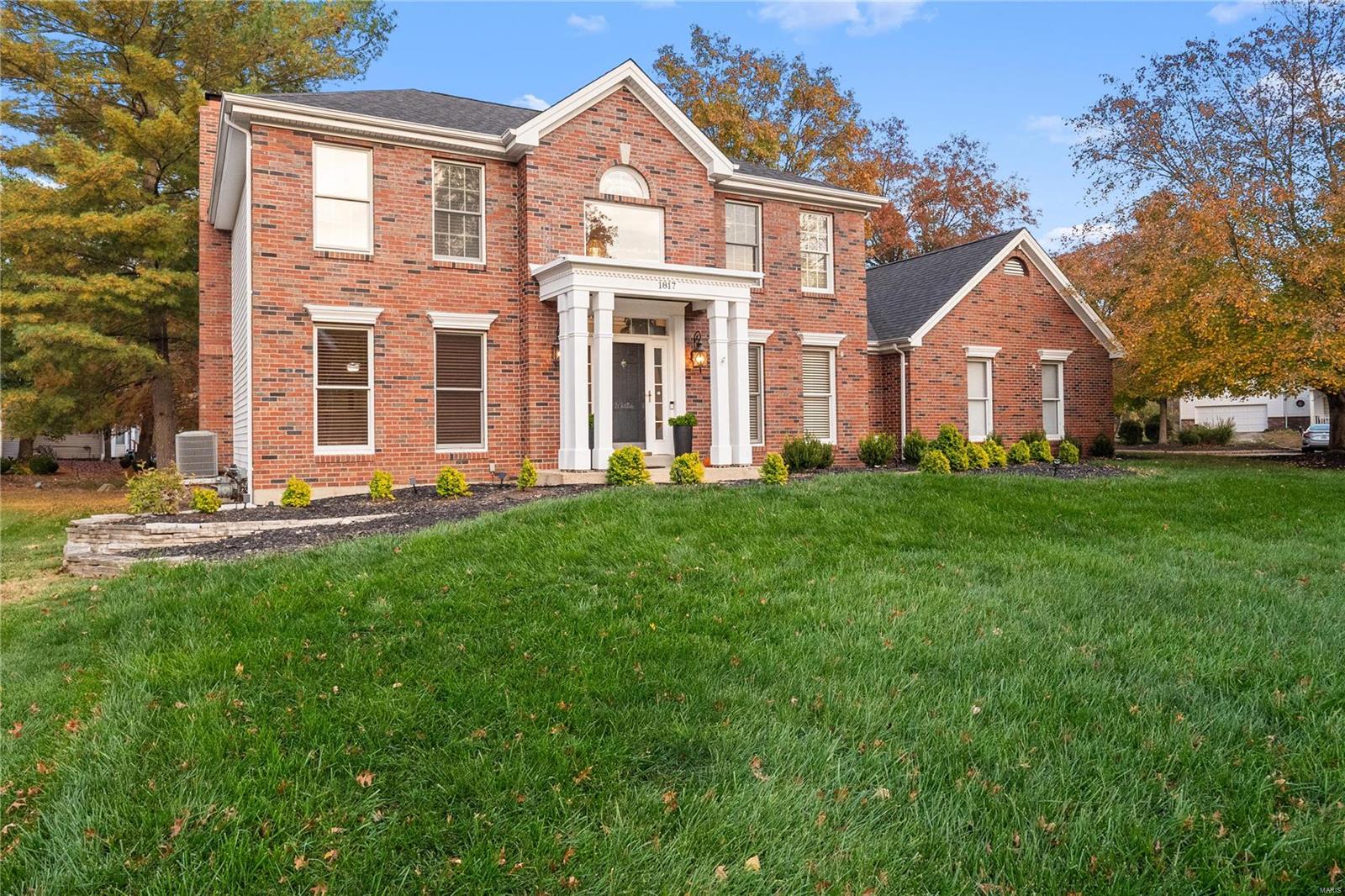 Wildwood, Missouri 63011, United States, 4 Bedrooms Bedrooms, ,4 BathroomsBathrooms,Residential,Pending,35992