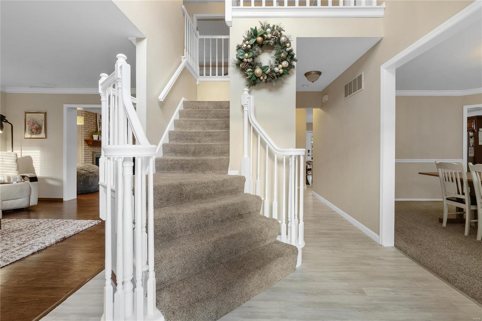 Wildwood, Missouri 63011, United States, 4 Bedrooms Bedrooms, ,4 BathroomsBathrooms,Residential,Pending,35992