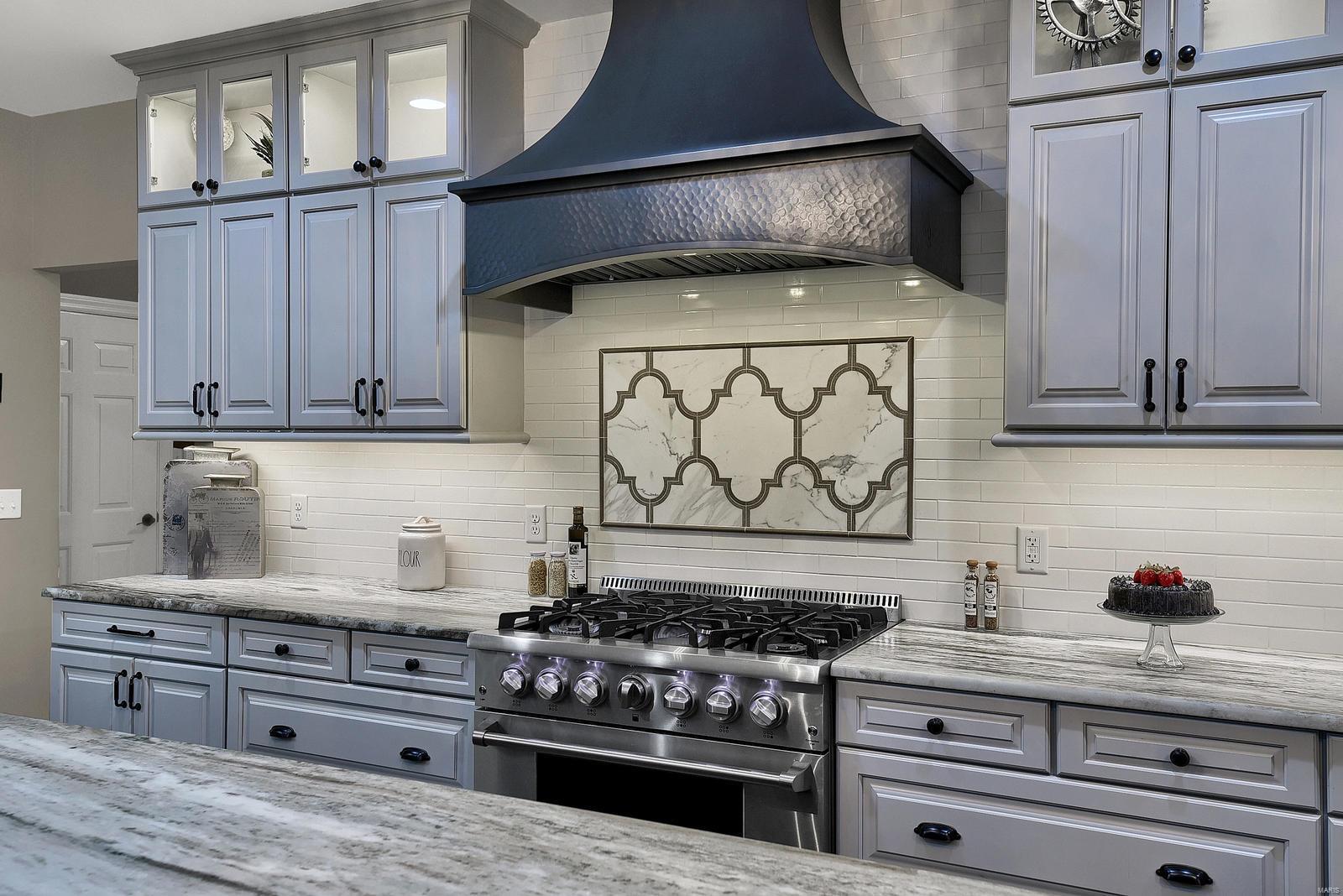 Kennerly Manor - Residential