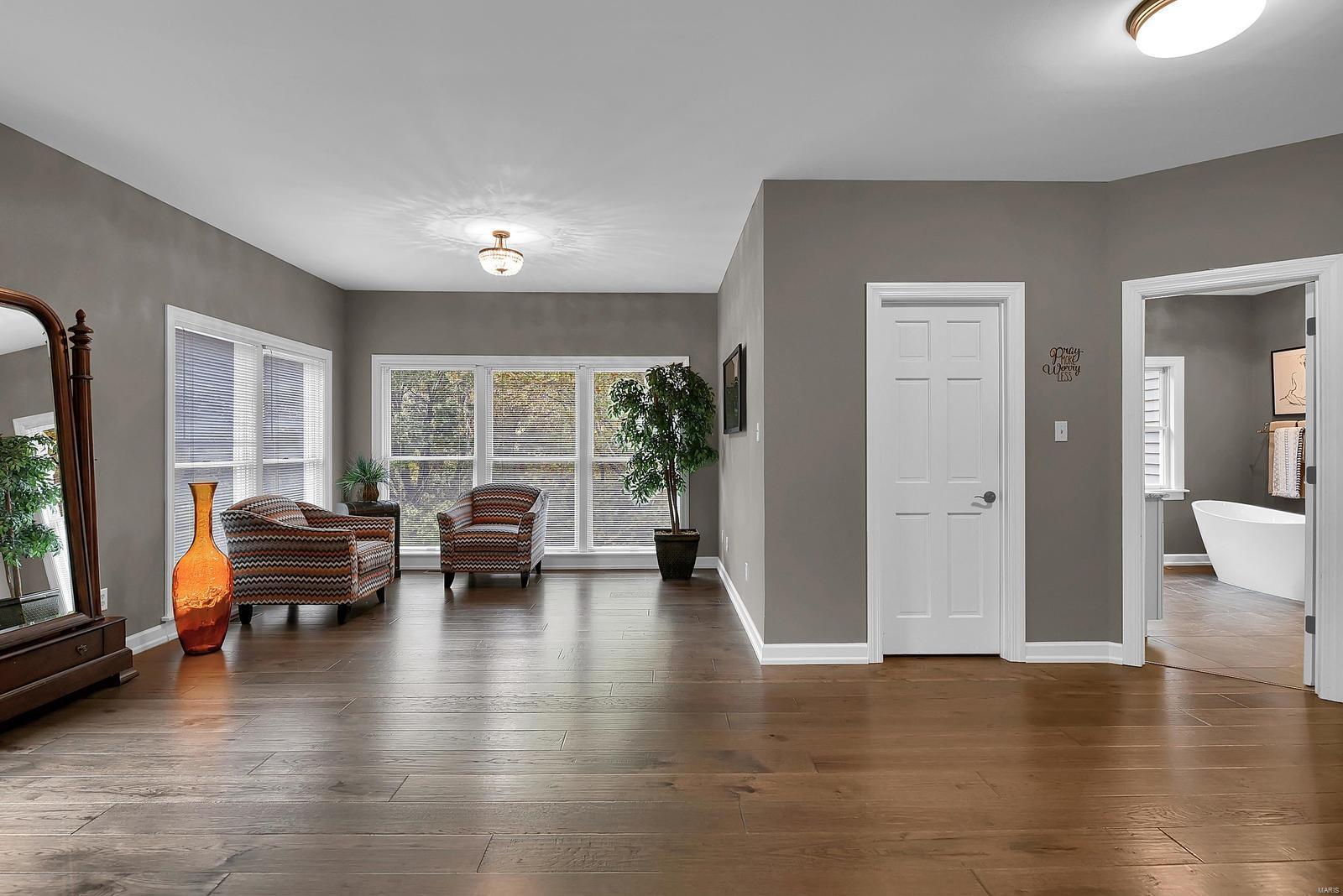 Kennerly Manor - Residential