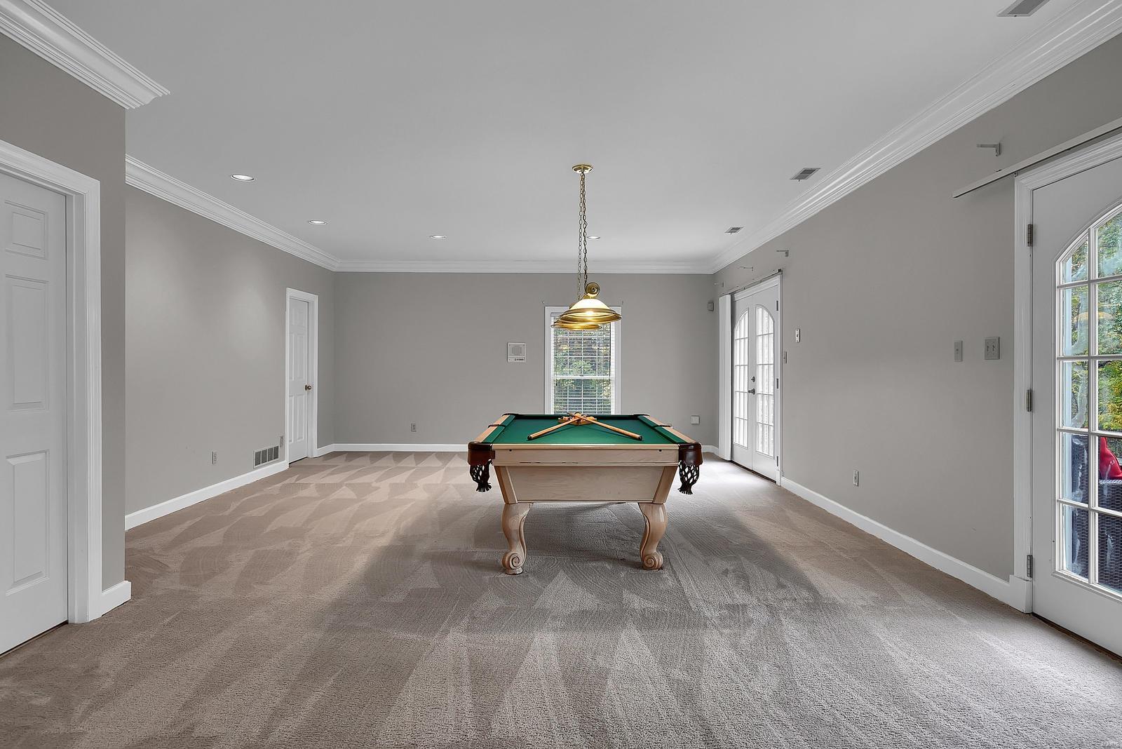 Kennerly Manor - Residential