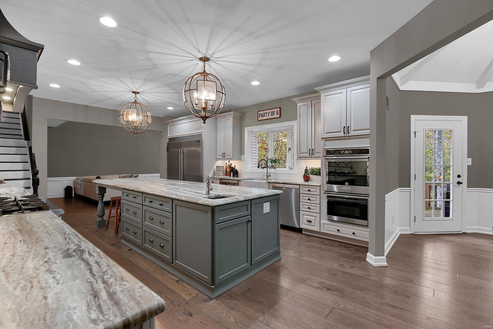 Kennerly Manor - Residential