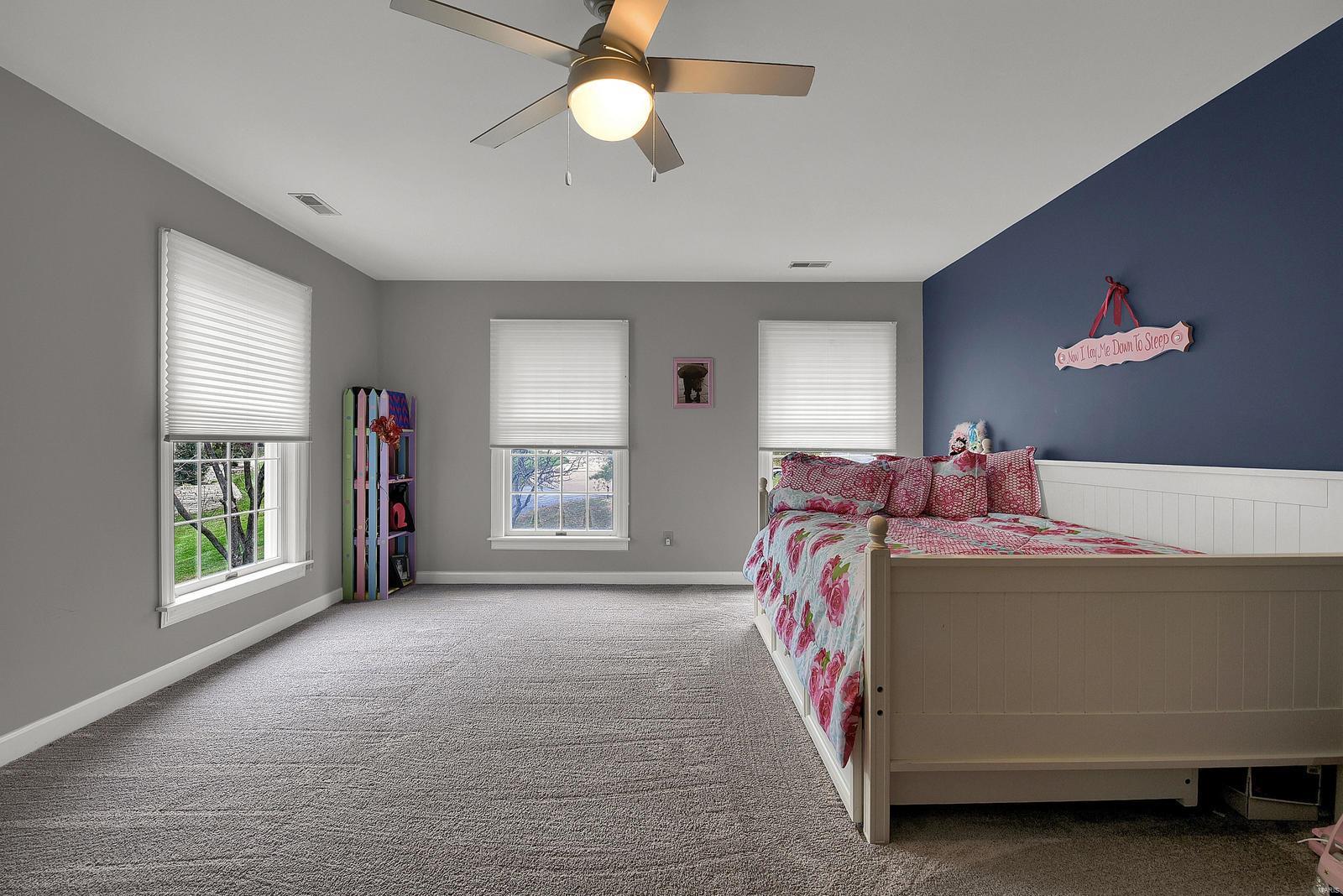 Kennerly Manor - Residential