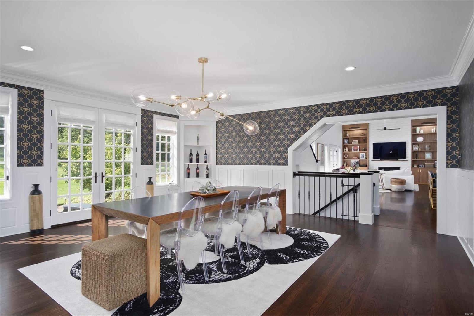 Ladue Lane - Residential