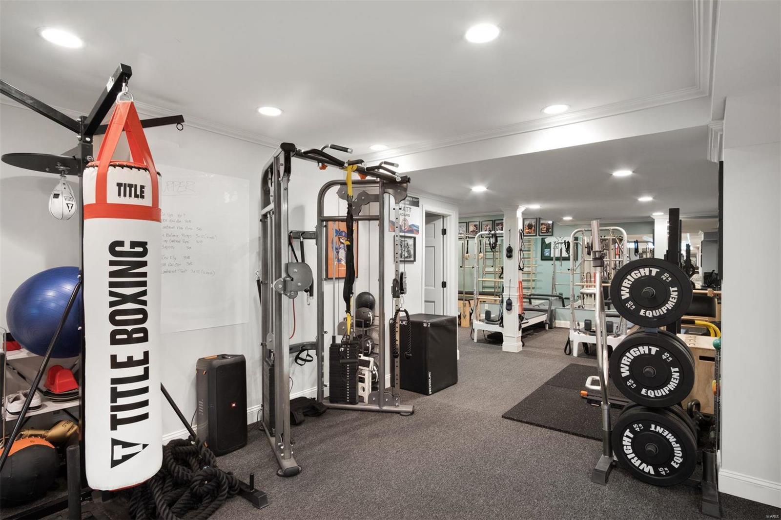 Ladue Lane - Residential