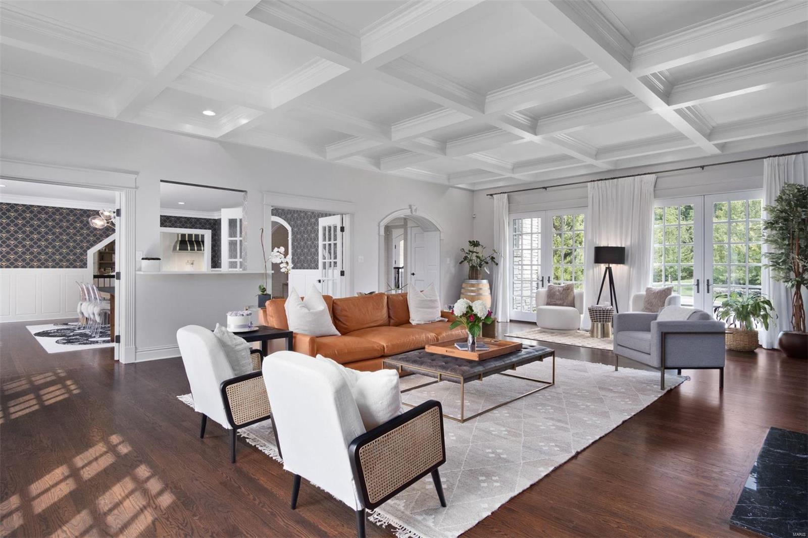 Ladue Lane - Residential