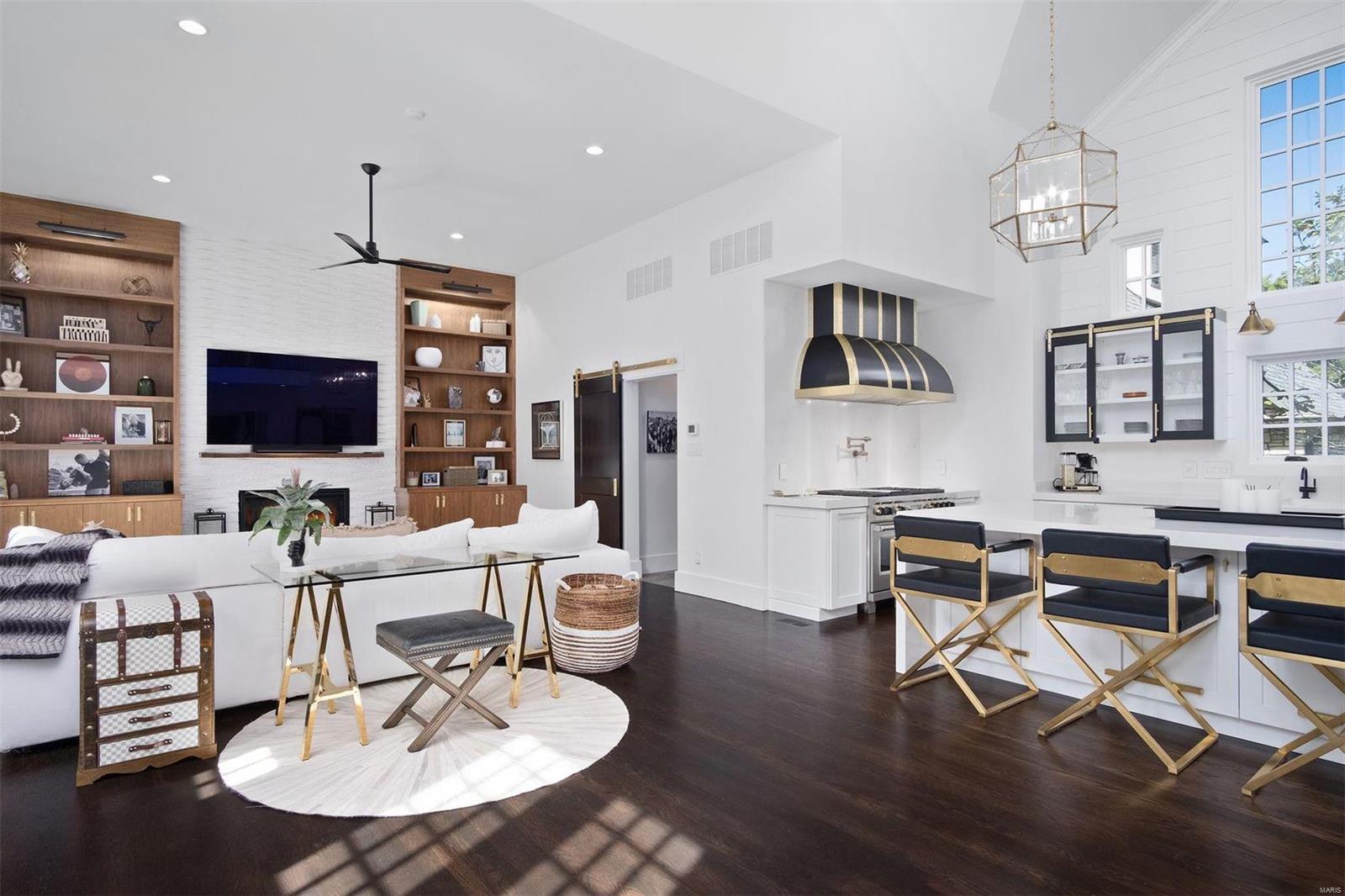 Ladue Lane - Residential