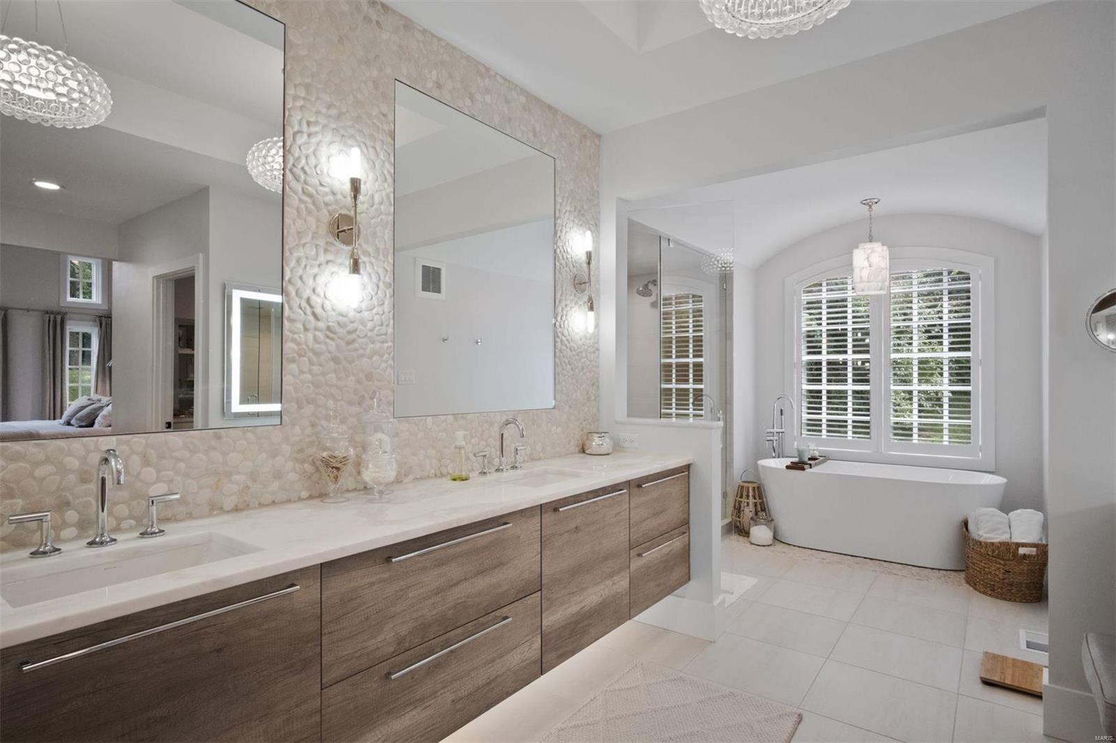 Ladue Lane - Residential