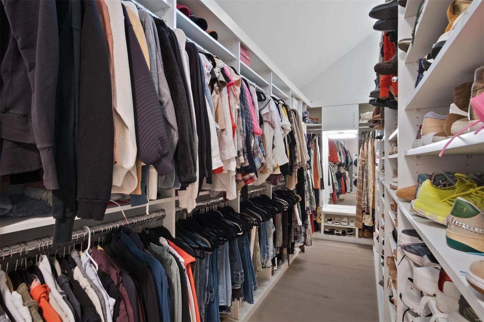 Ladue Lane - Residential