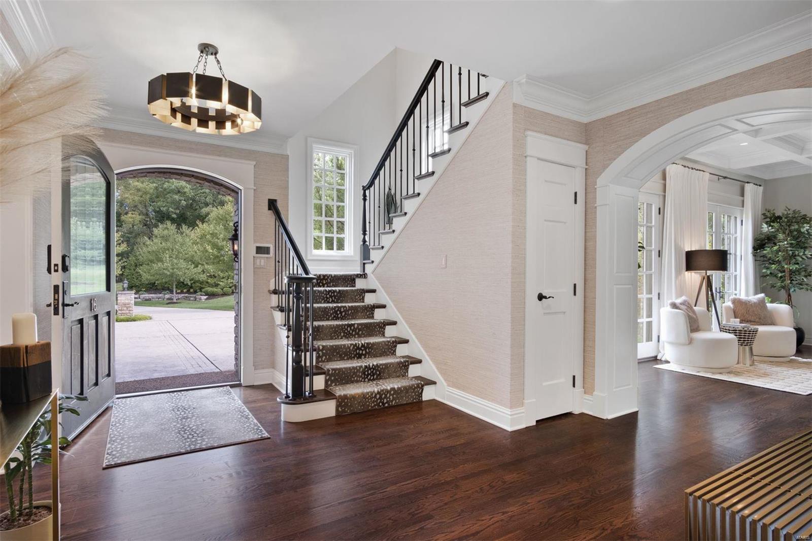 Ladue Lane - Residential