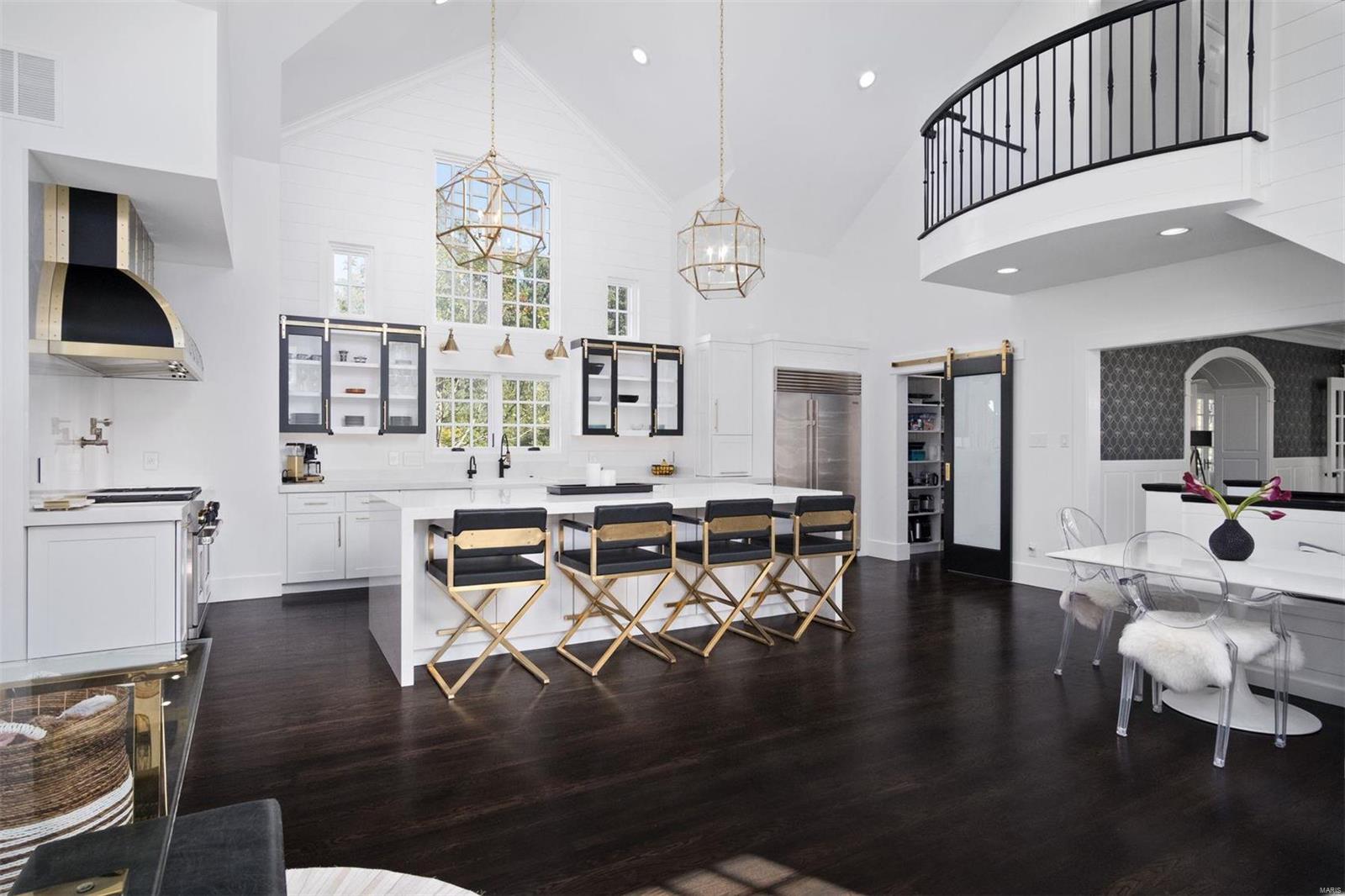 Ladue Lane - Residential