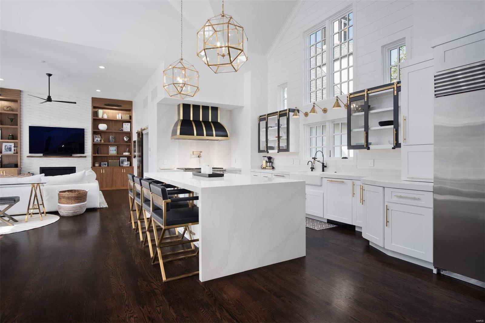 Ladue Lane - Residential