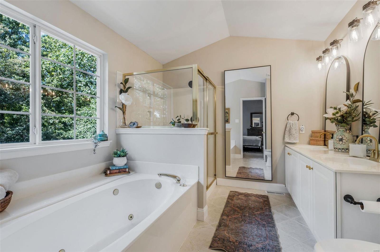 New Ballwin Oaks - Residential