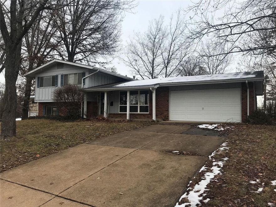 Great location! Top rated Parkway South schools and close to Hwy 141 for easy access to main Hwys. Investor Special, needs complete update. 3bd 2 ba with walkout lower level, rec room, sleeping area and addtl living space, a 2 car garage. To be sold in current condition, Seller will make no repairs or provide any inspections or warranties. SpecialListingConditions: Foreclosure