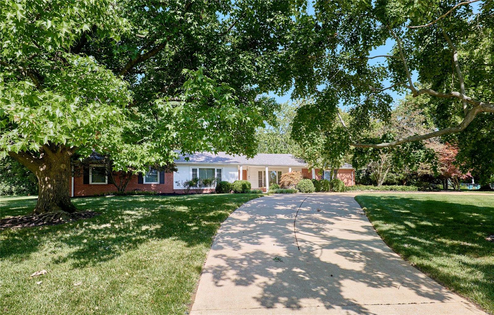 Ladue Estates - Residential