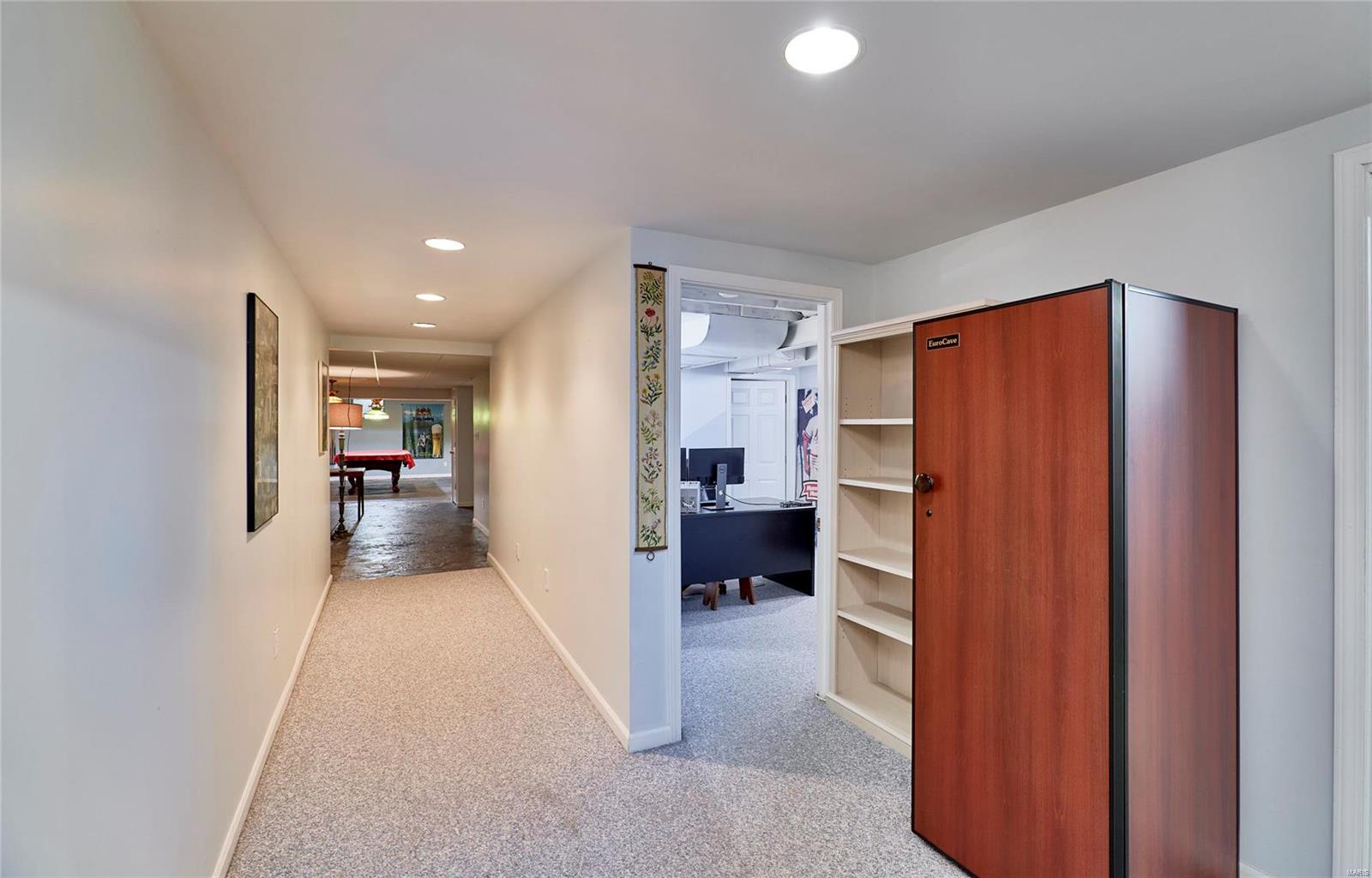 Ladue Estates - Residential