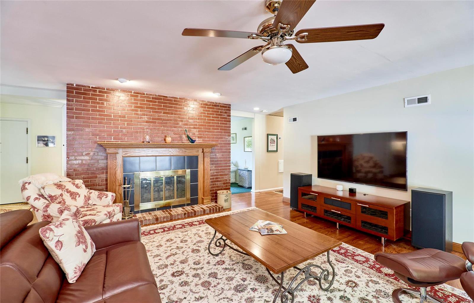 Ladue Estates - Residential