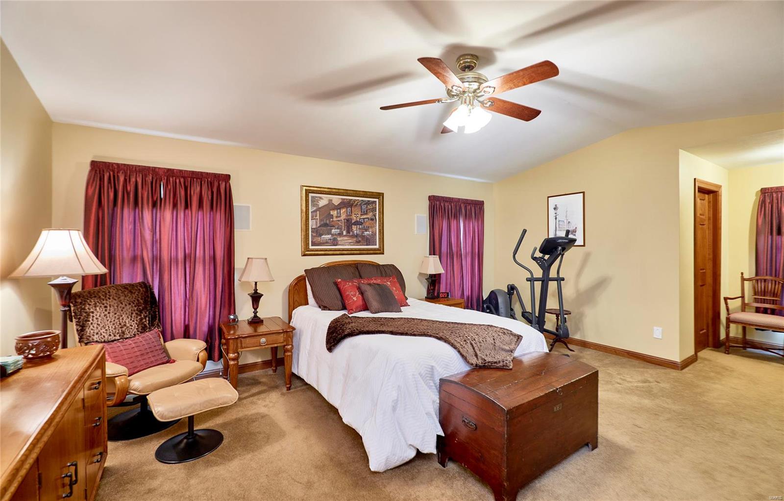 Ladue Estates - Residential