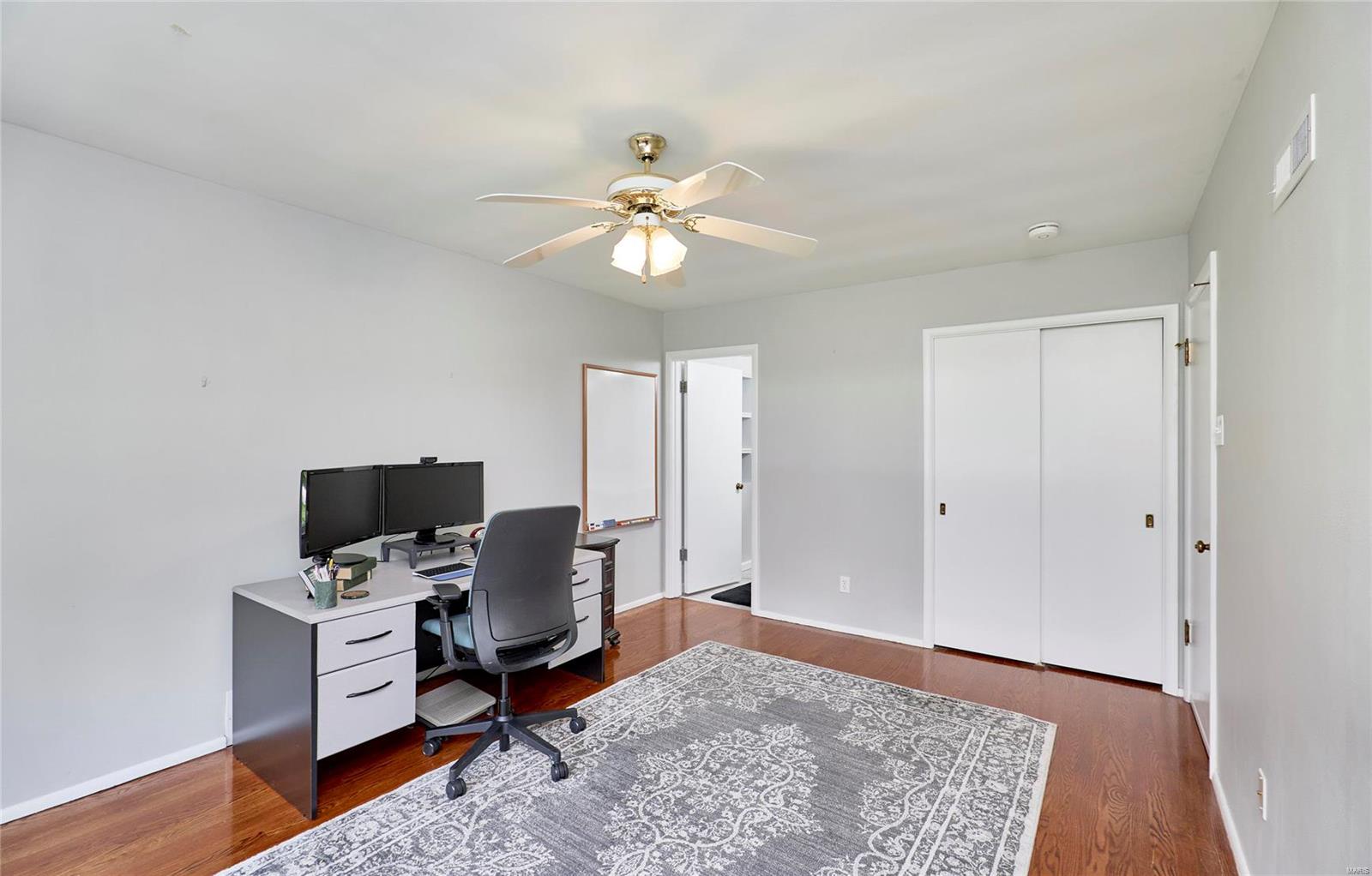 Ladue Estates - Residential