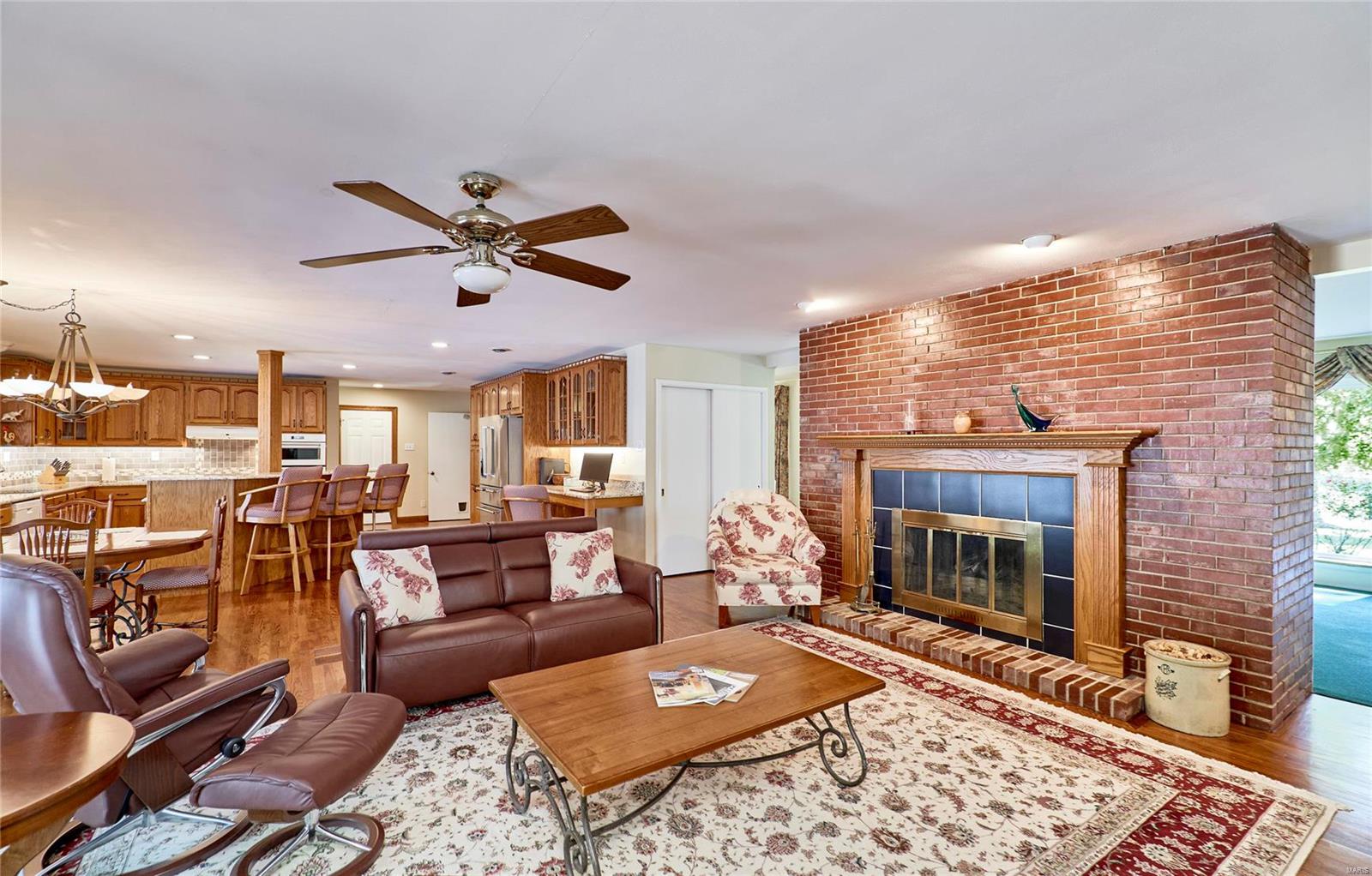 Ladue Estates - Residential