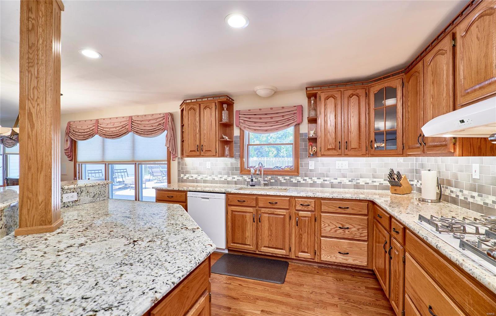 Ladue Estates - Residential