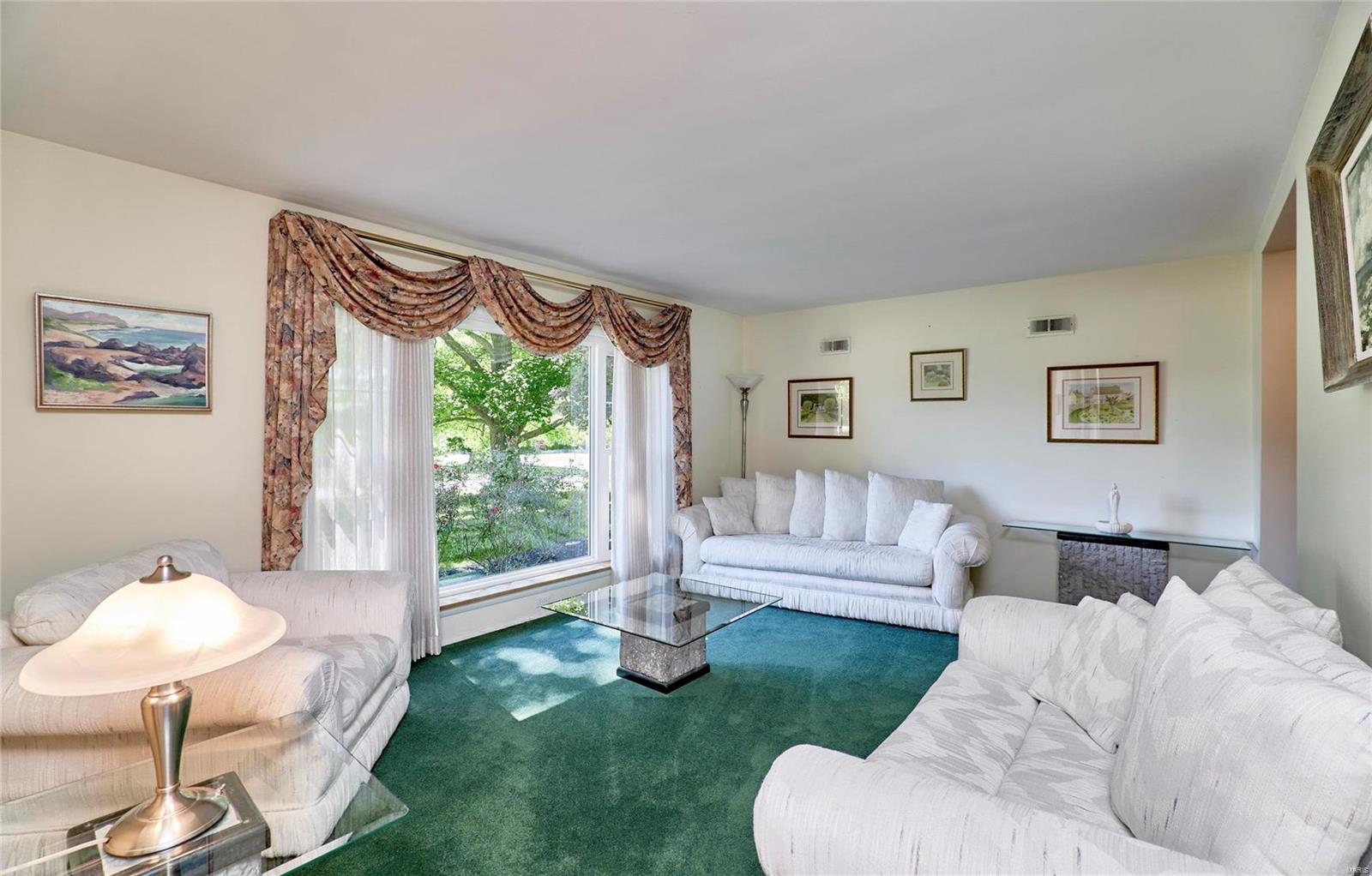 Ladue Estates - Residential