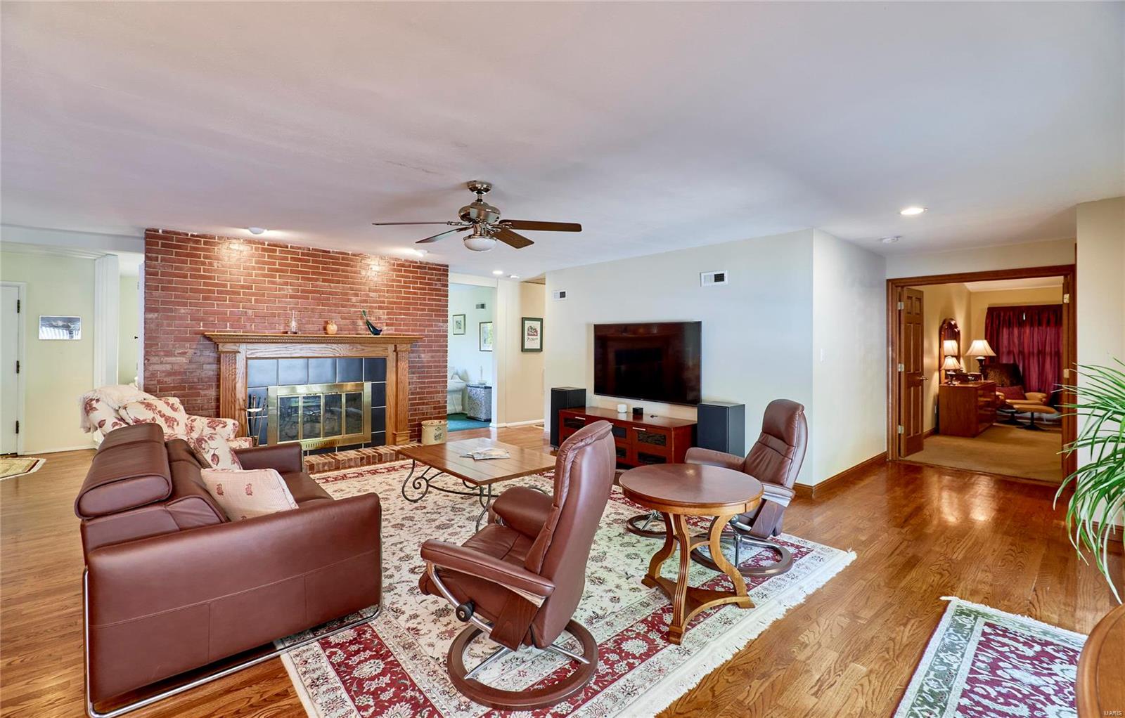 Ladue Estates - Residential