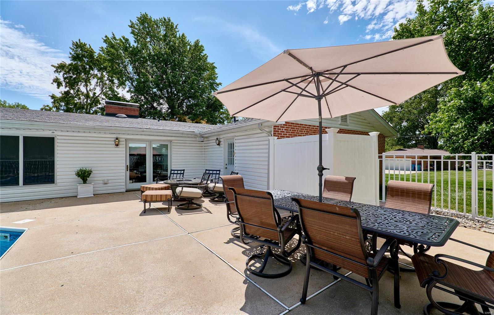 Ladue Estates - Residential