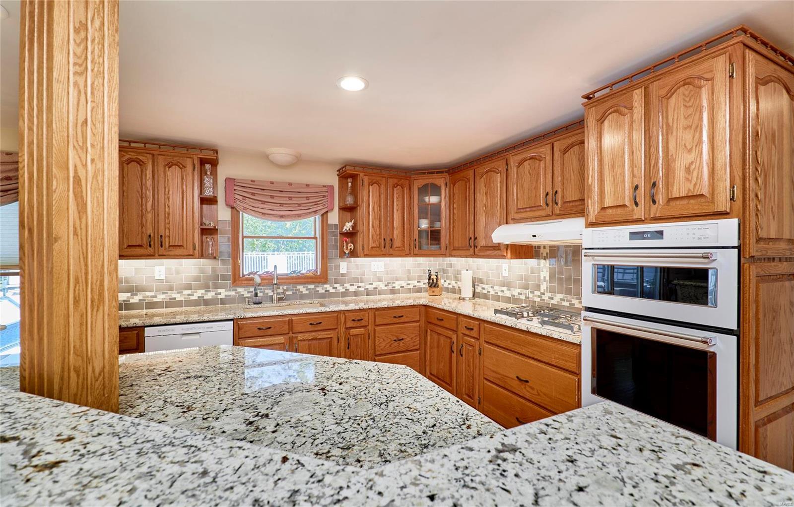 Ladue Estates - Residential