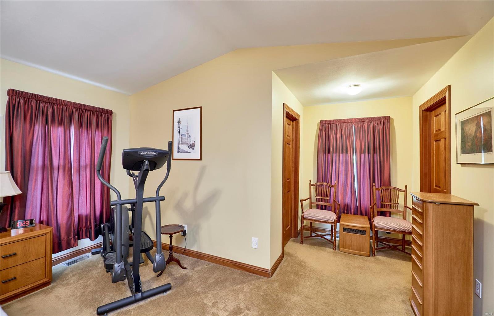 Ladue Estates - Residential