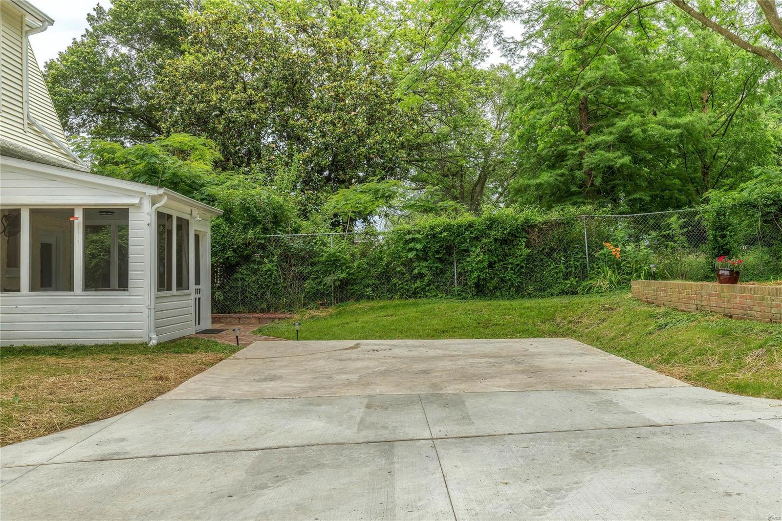 Tuxedo Park - Residential