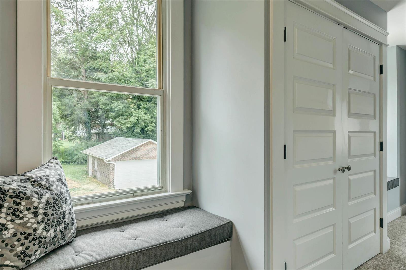 Tuxedo Park - Residential