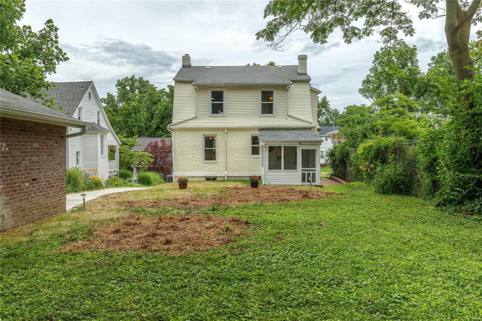 Tuxedo Park - Residential