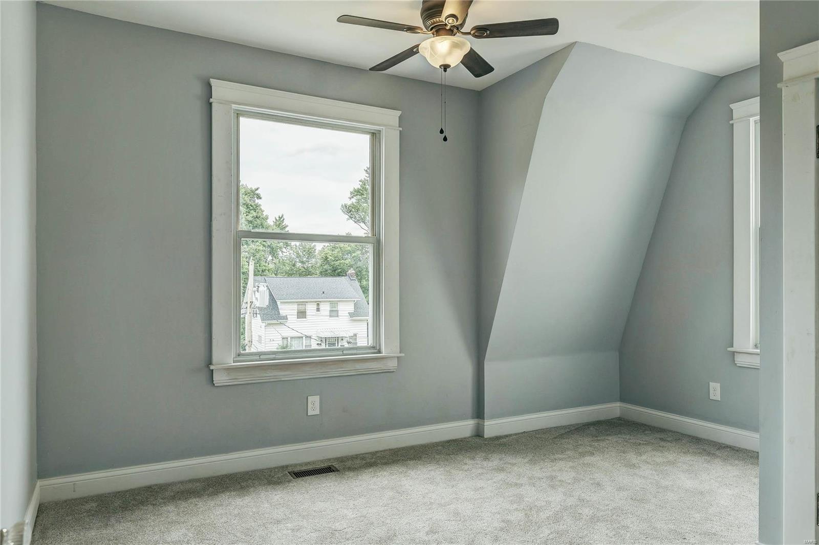 Tuxedo Park - Residential