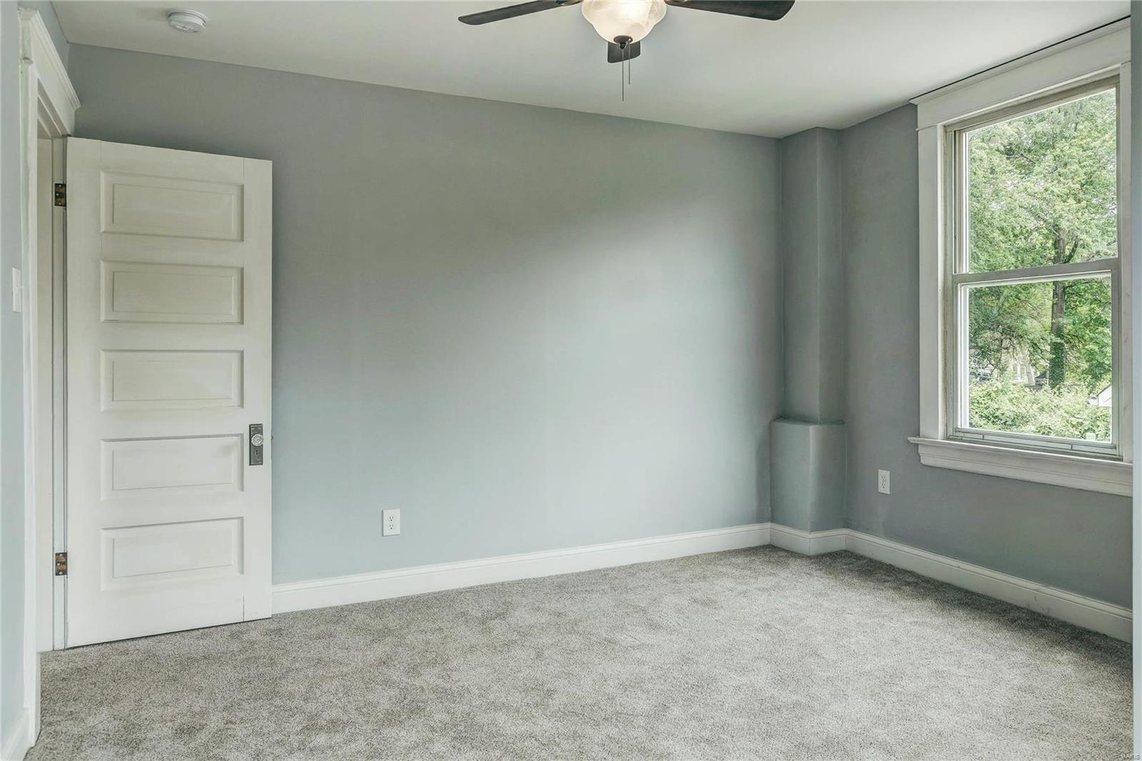 Tuxedo Park - Residential