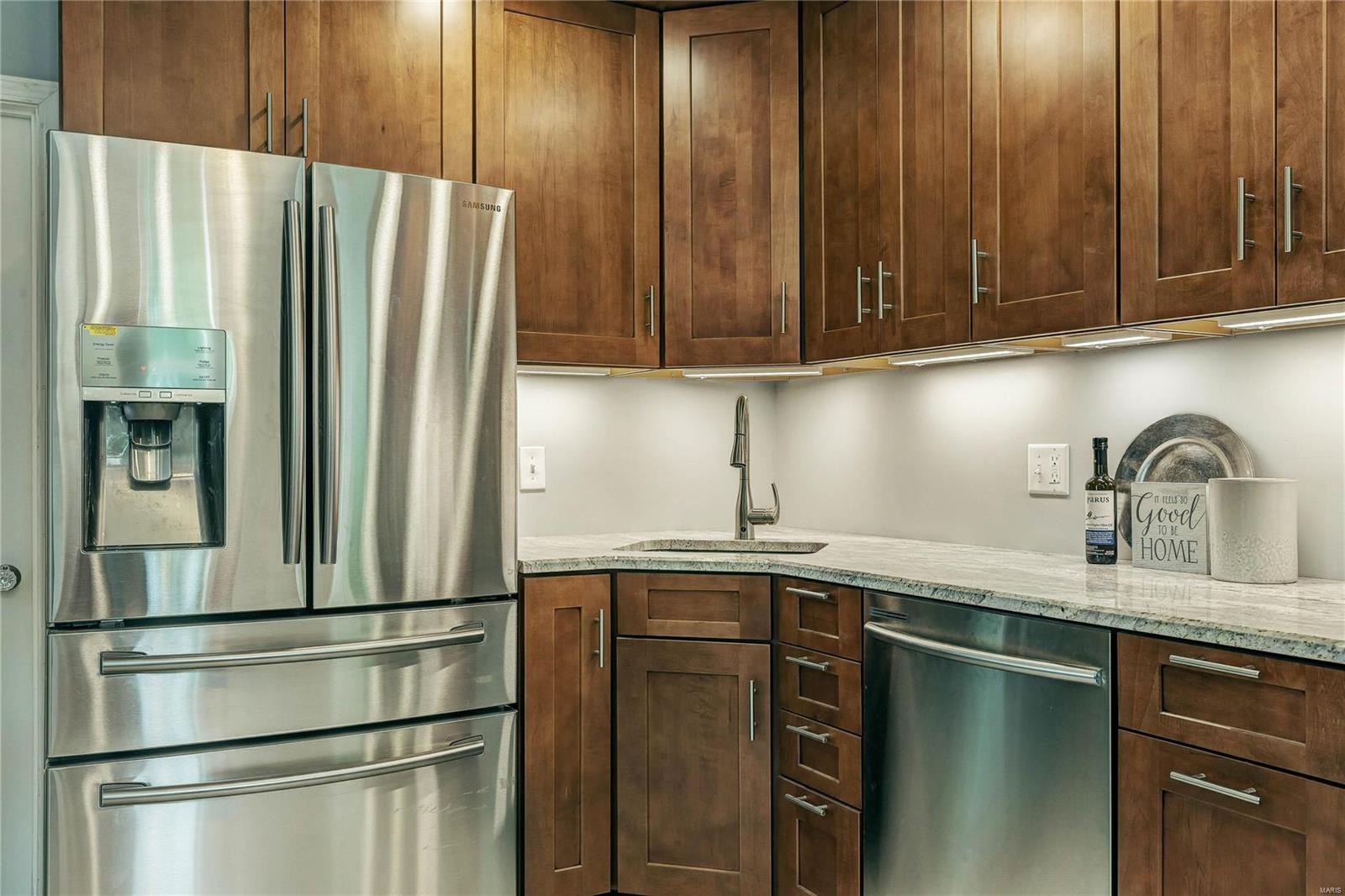 Tuxedo Park - Residential