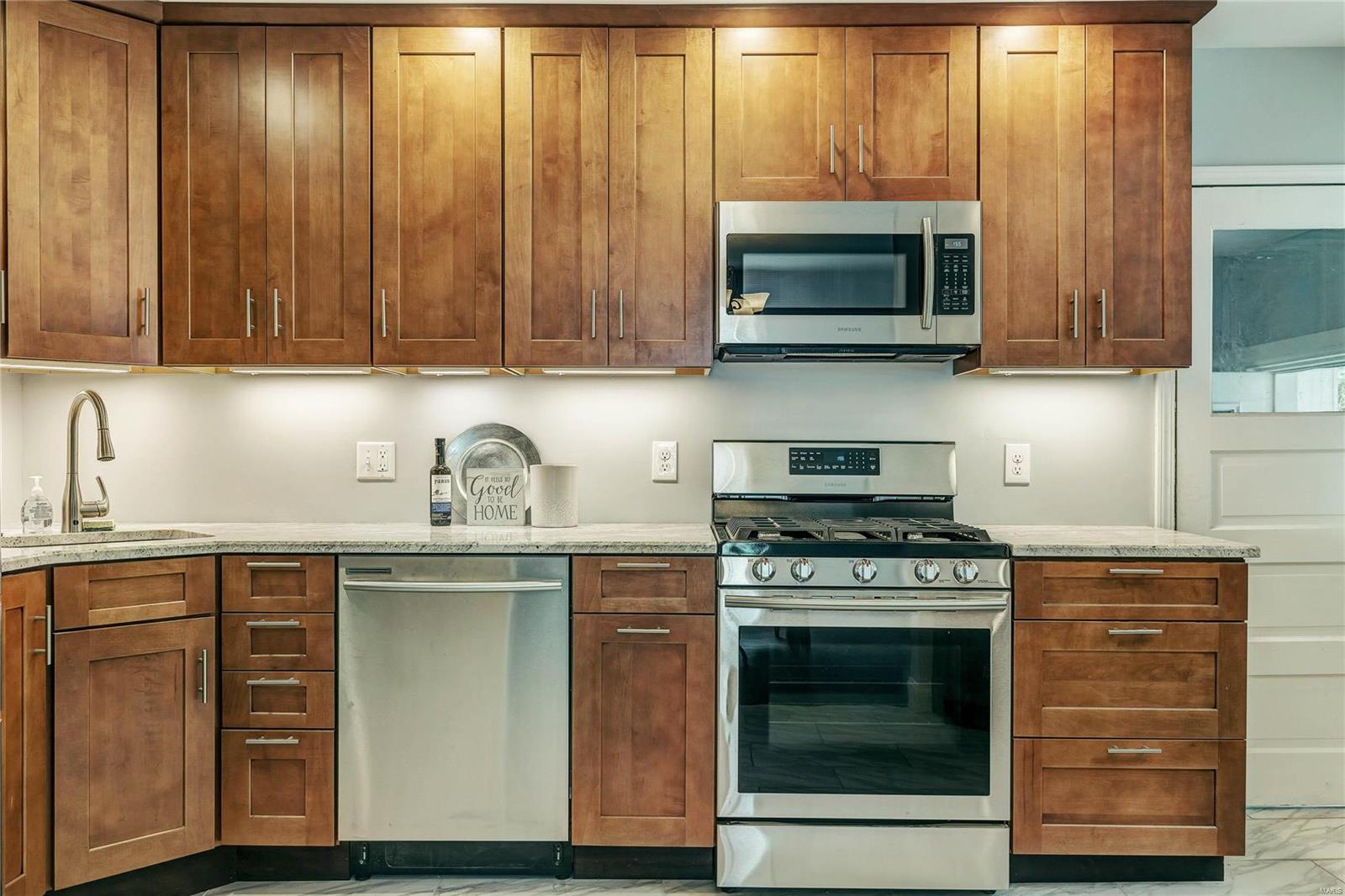 Tuxedo Park - Residential