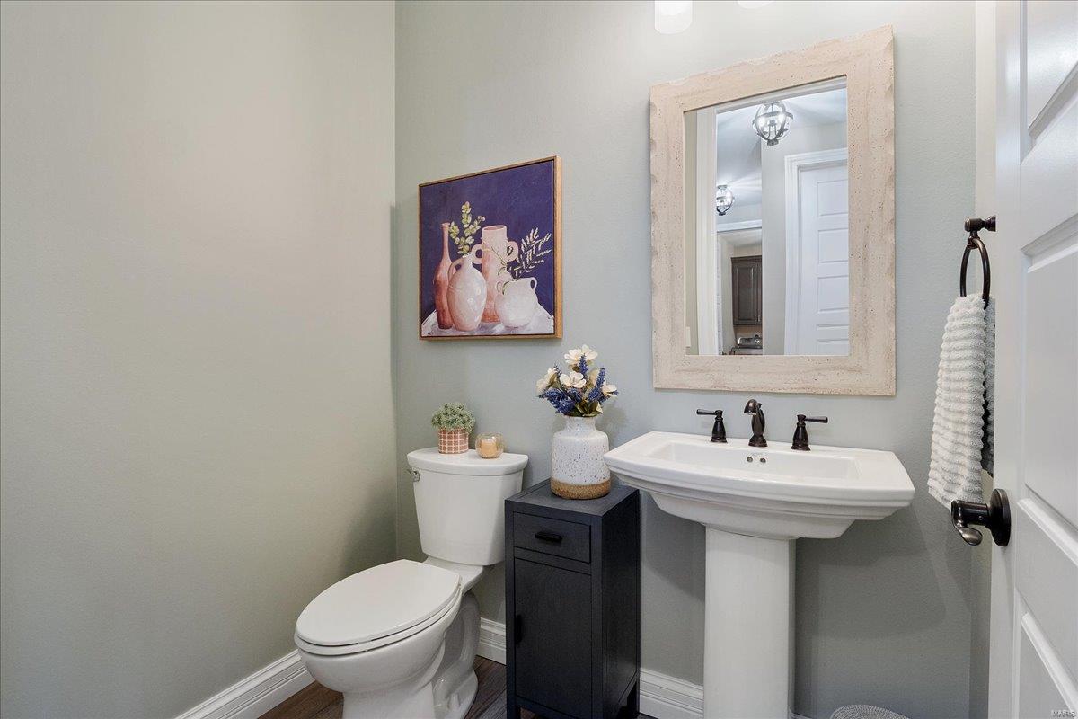 Troy, Illinois 62294, United States, 5 Bedrooms Bedrooms, ,5 BathroomsBathrooms,Residential,Pending,103822