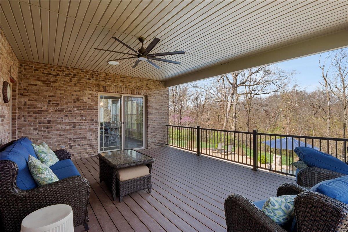 Troy, Illinois 62294, United States, 5 Bedrooms Bedrooms, ,5 BathroomsBathrooms,Residential,Pending,103822