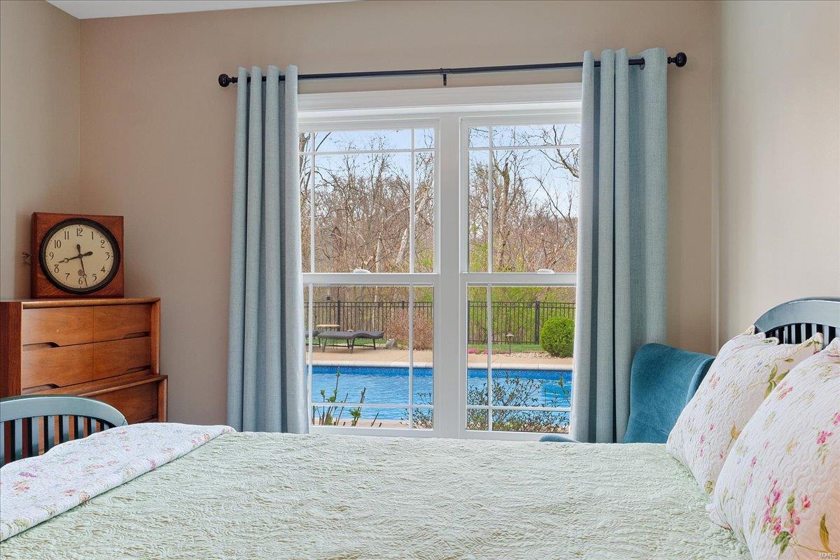 Troy, Illinois 62294, United States, 5 Bedrooms Bedrooms, ,5 BathroomsBathrooms,Residential,Pending,103822