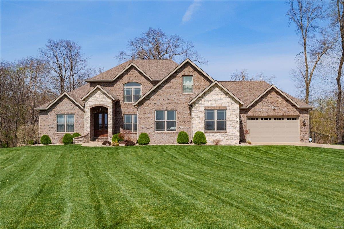 Troy, Illinois 62294, United States, 5 Bedrooms Bedrooms, ,5 BathroomsBathrooms,Residential,Pending,103822