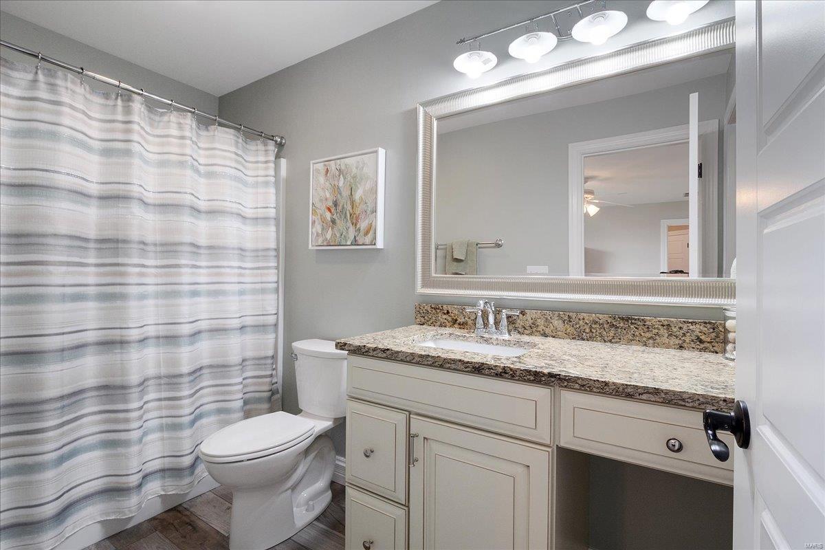 Troy, Illinois 62294, United States, 5 Bedrooms Bedrooms, ,5 BathroomsBathrooms,Residential,Pending,103822