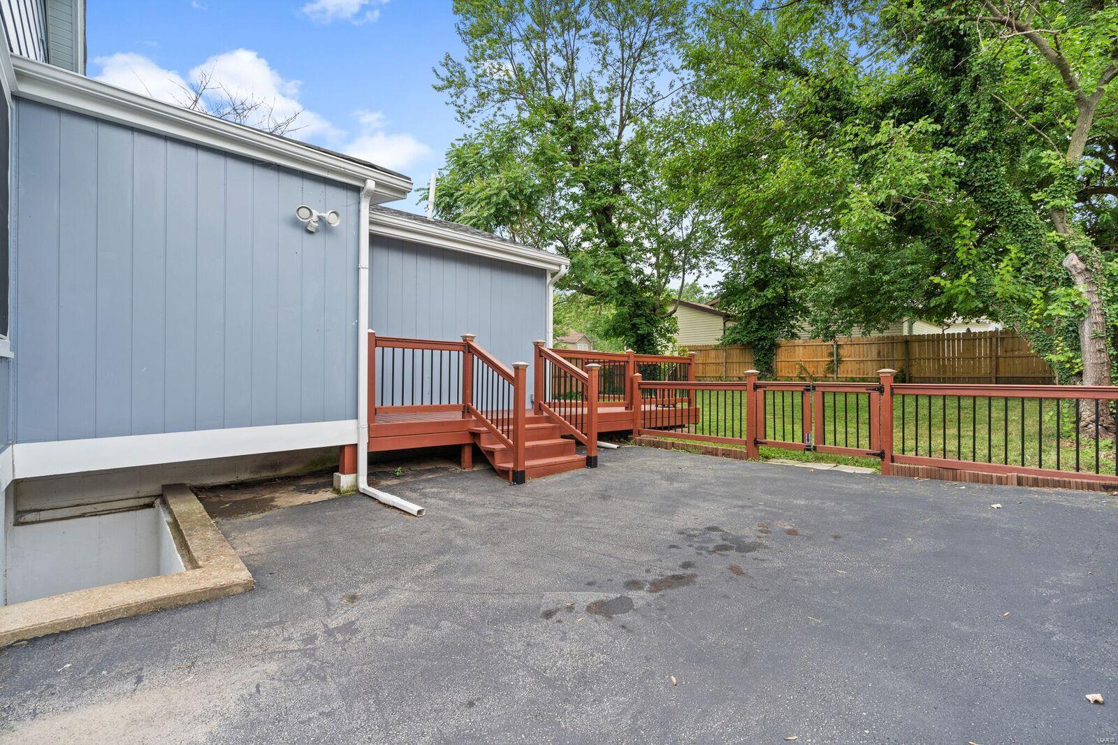 Olivette Terrace - Residential