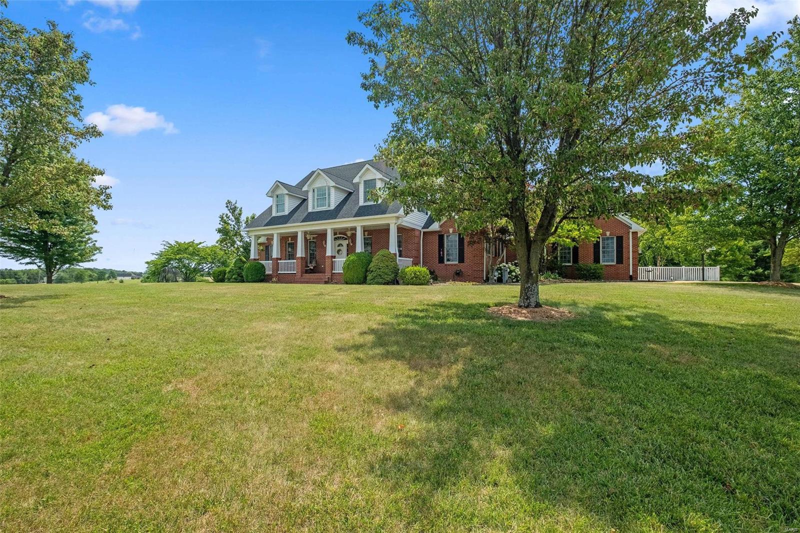 850 AJ Farm Lane