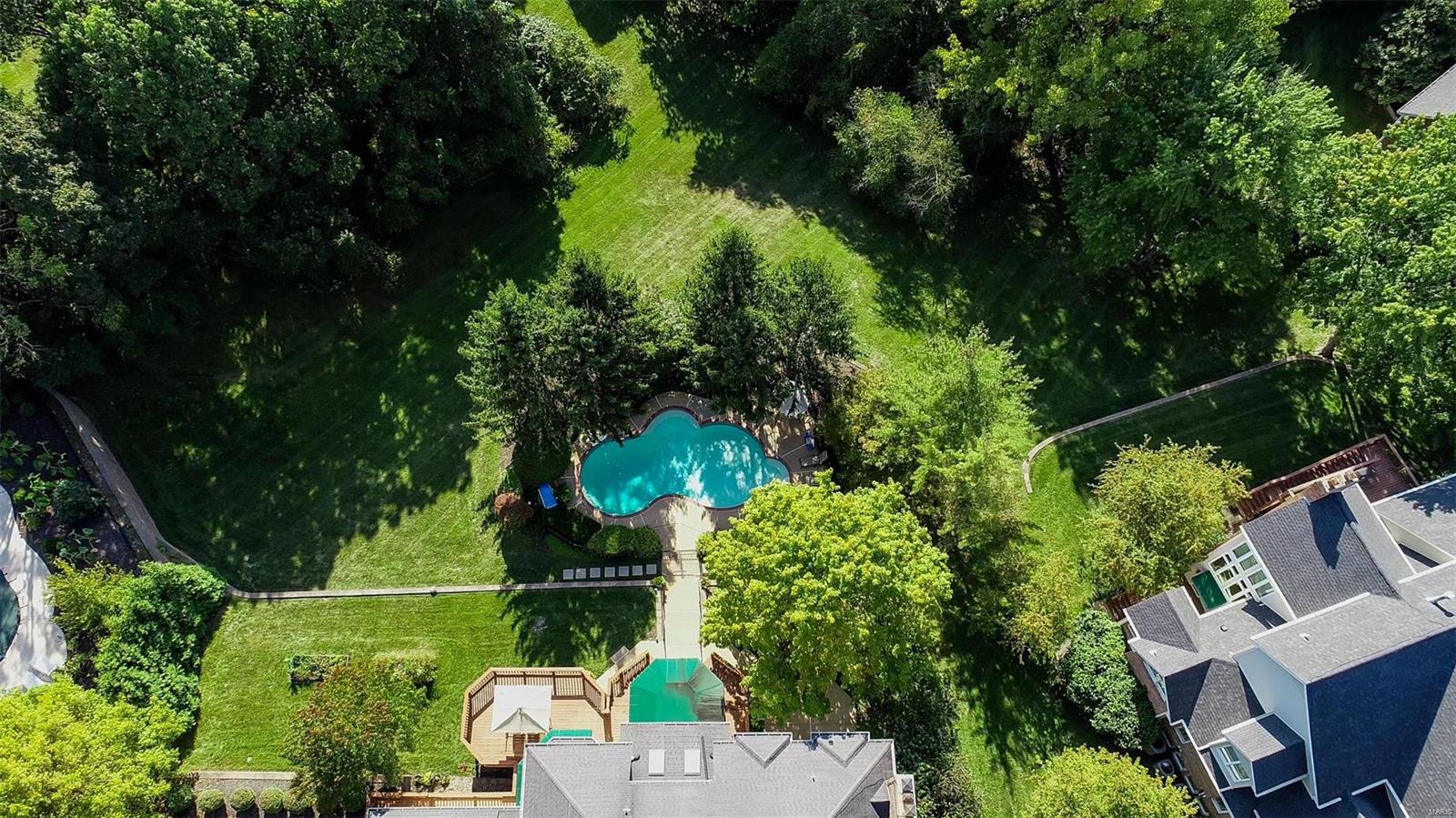 Kingspointe - Residential