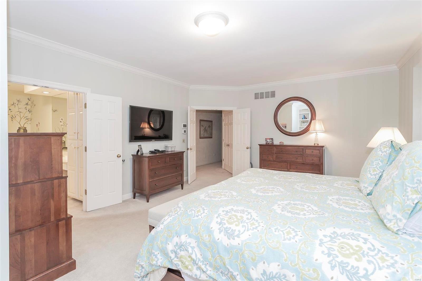 Kingspointe - Residential